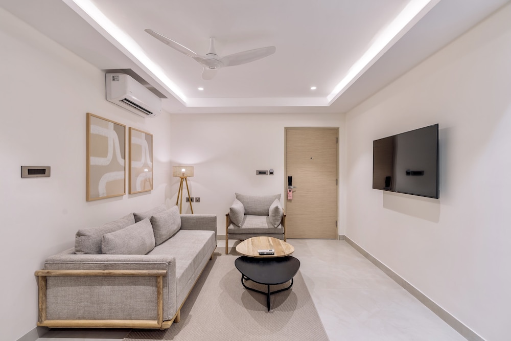 SKYLA Studios and Suites Kondapur 22/46
