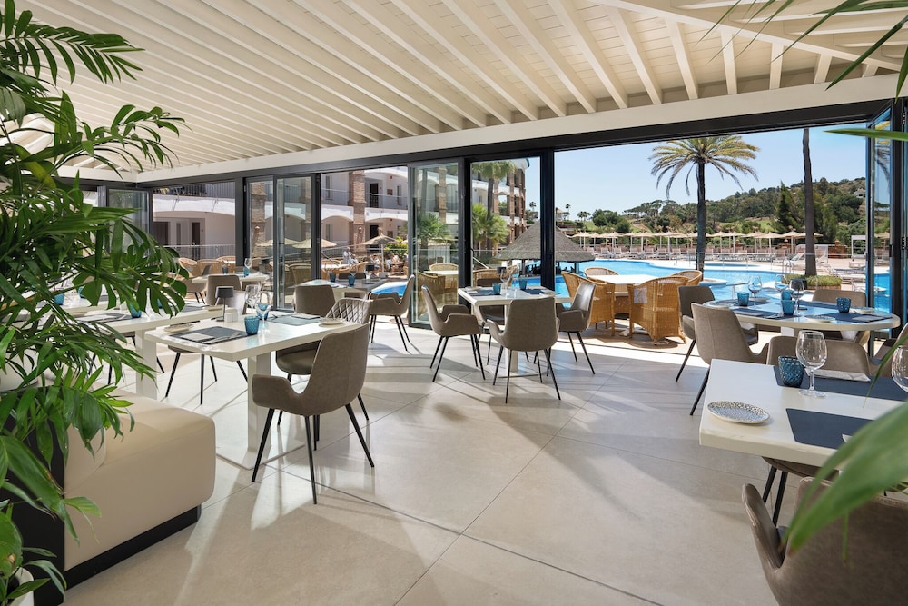 La Cala Resort 60/73