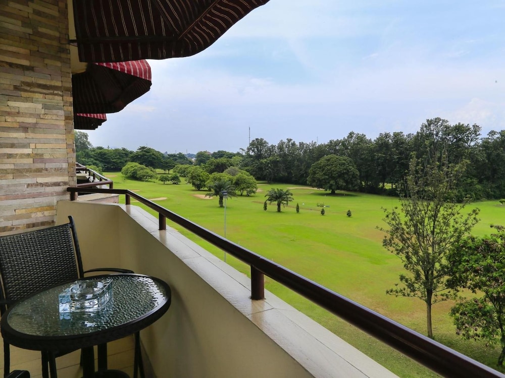 Roca Golf Hotel 34/36