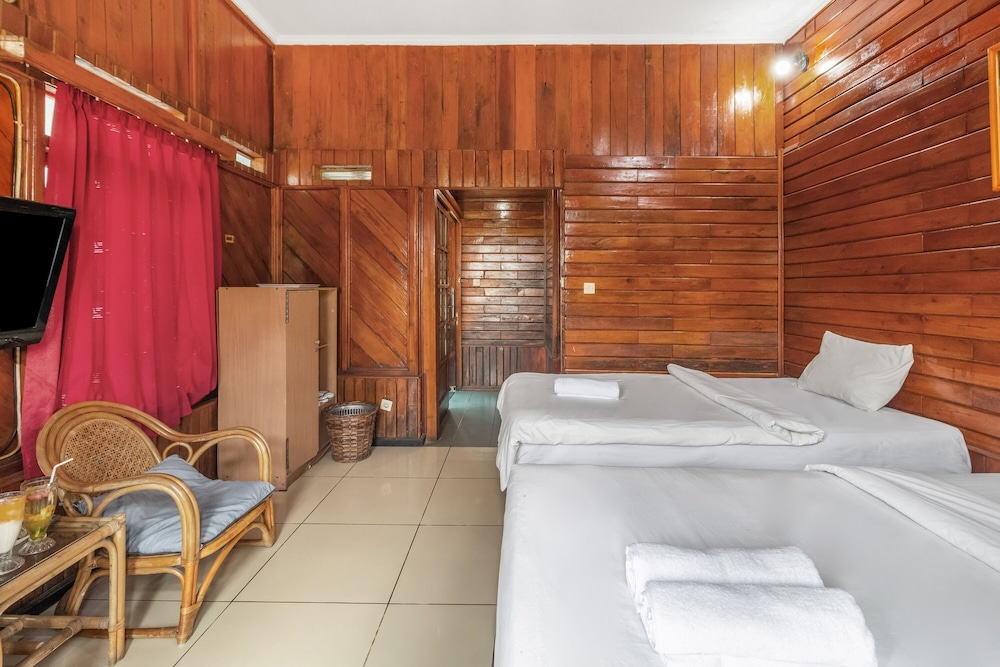Nirwana Hotel Lembang by ZUZU 7/50