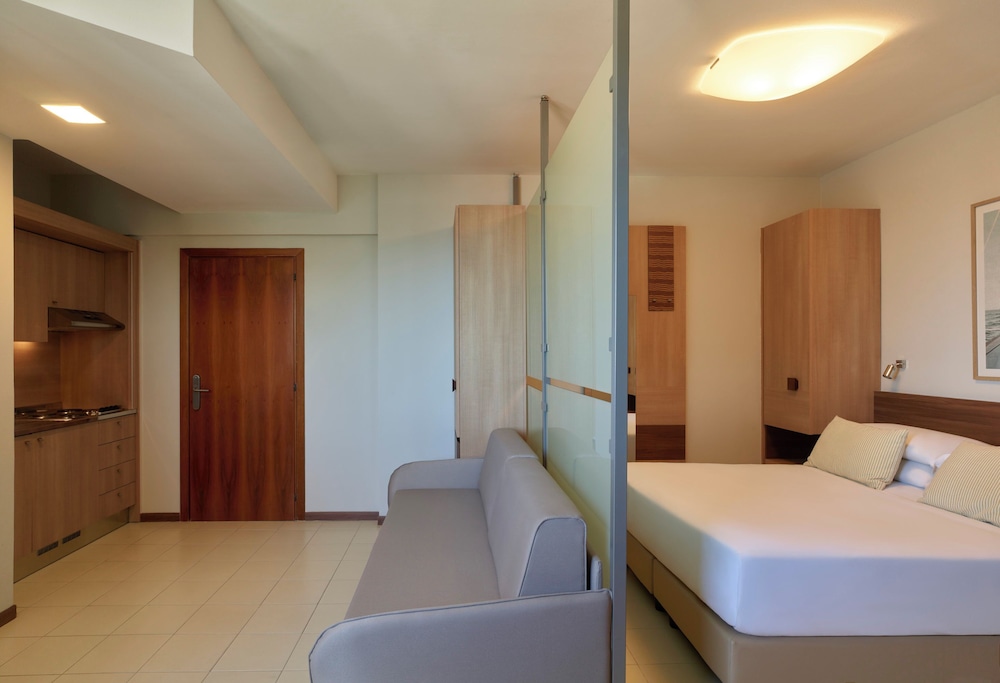 Serena Majestic Residence 10/28