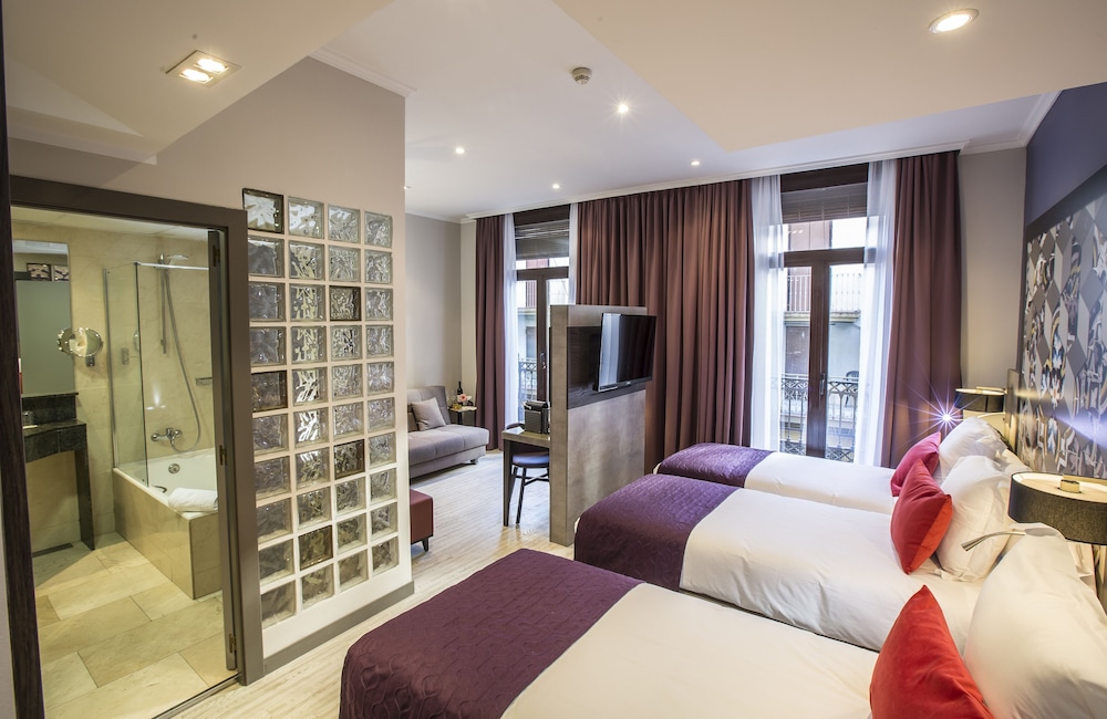 Leonardo Hotel Barcelona Las Ramblas 27/46