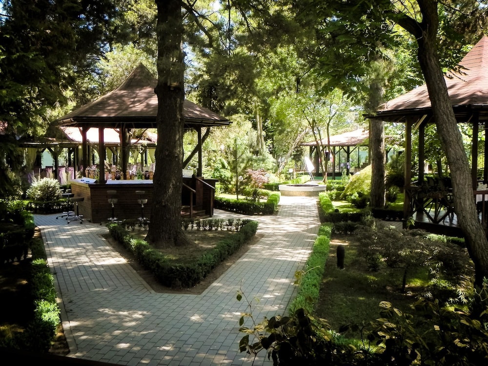 Hotel Baneasa Parc 20/35