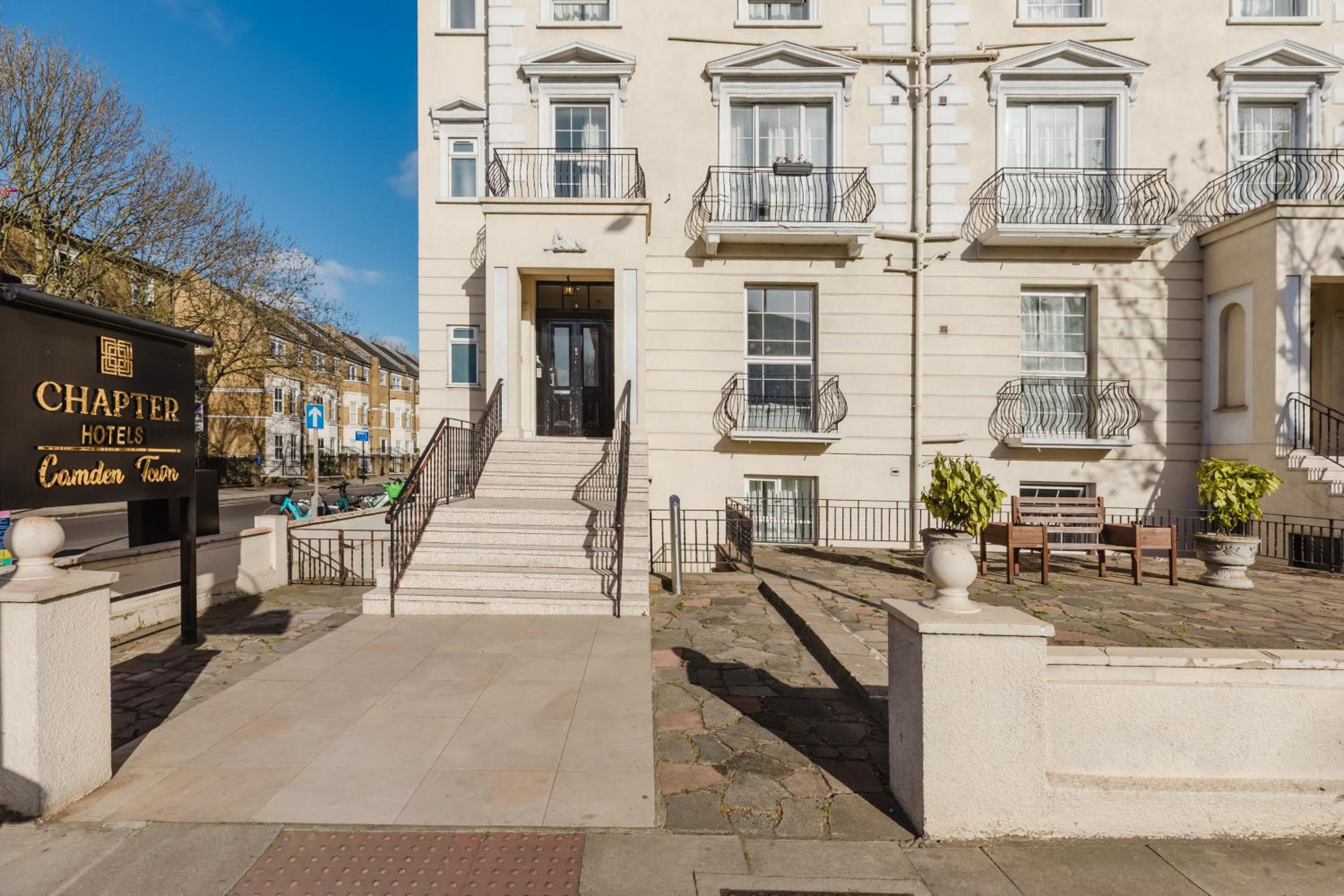 Camden Town Hotel 14/18