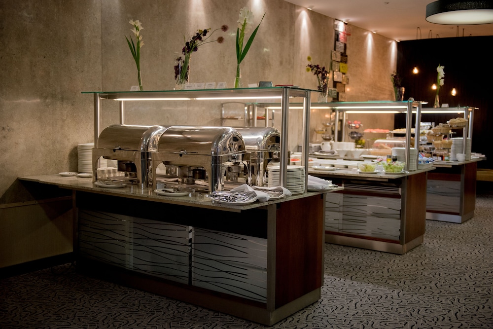 Haston City Hotel 35/46