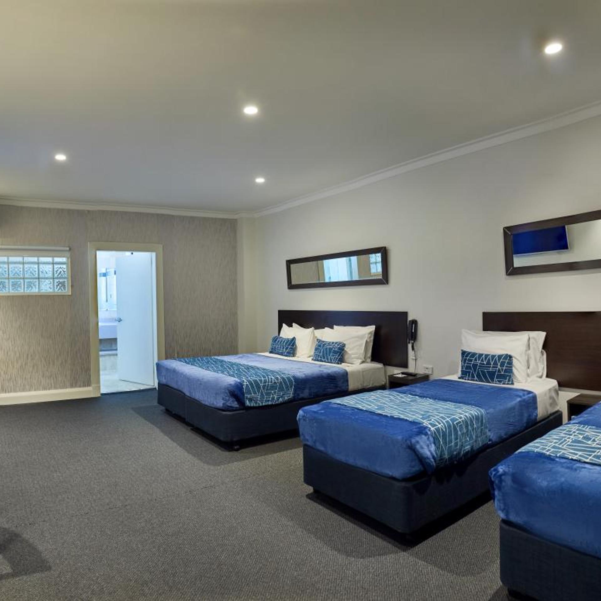 Family, Single Bed, No Window