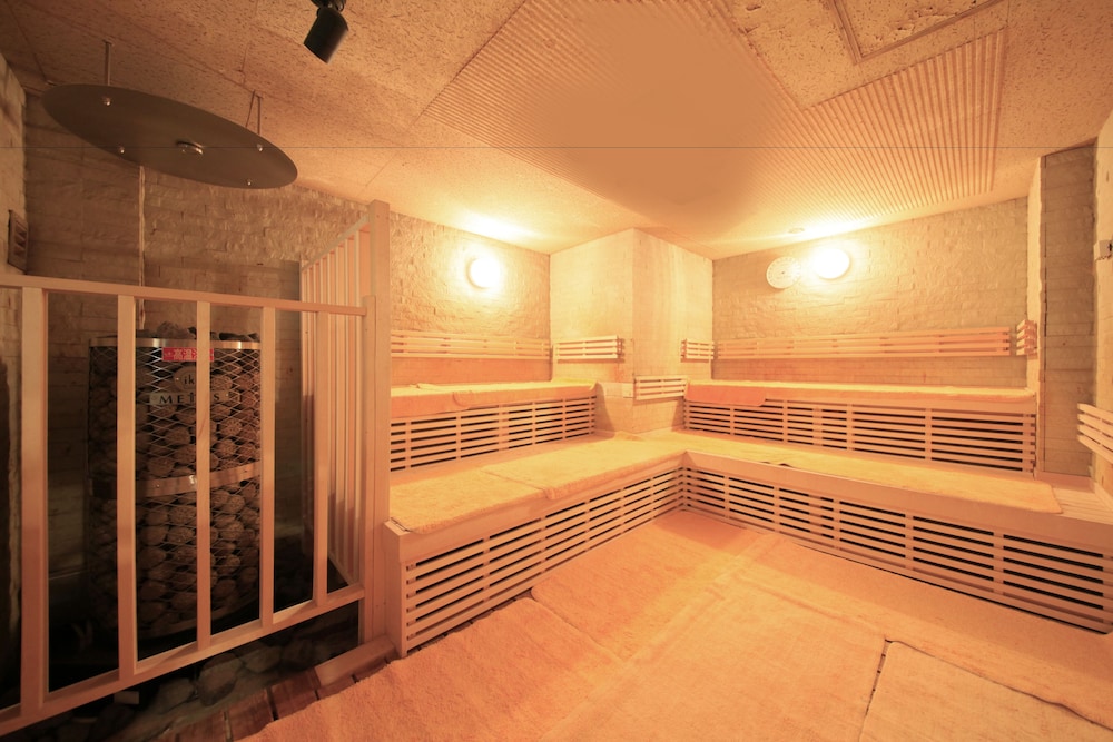 Ueno Station Hostel Oriental 1 24/50