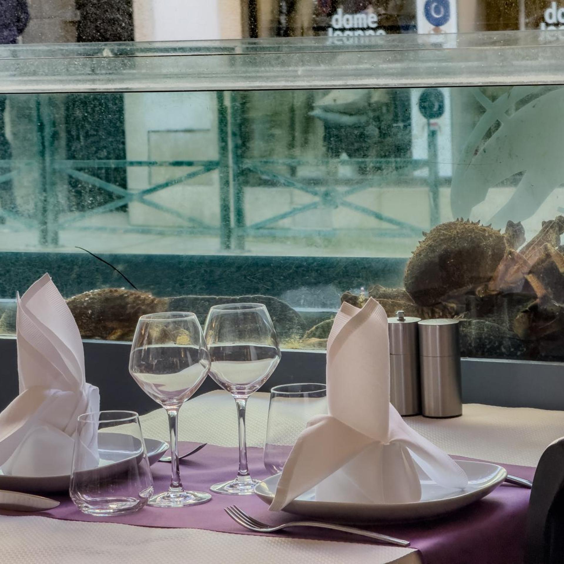HOTEL LES CHARDONS BLEUS REST LE BISTROT DE LA MER 36/52