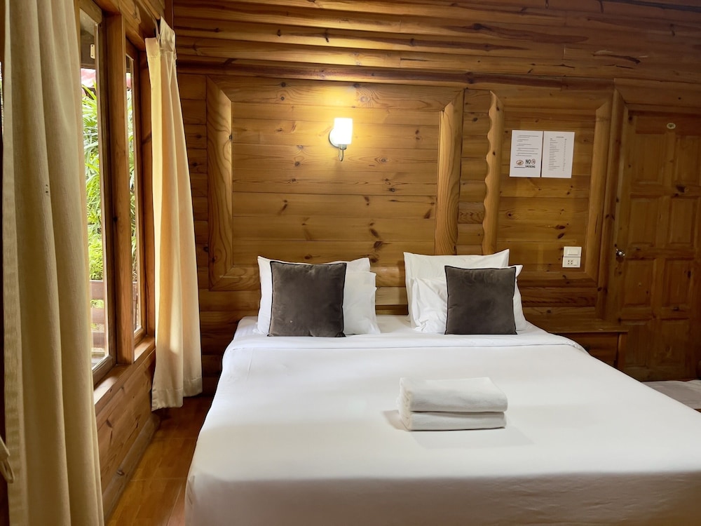 Tonsak Resort 30/57