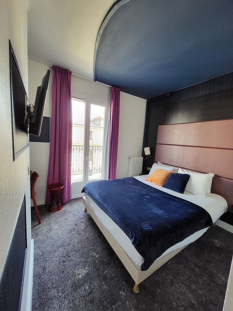 Accueil Hotel Paris Pigalle Montmartre 22/61