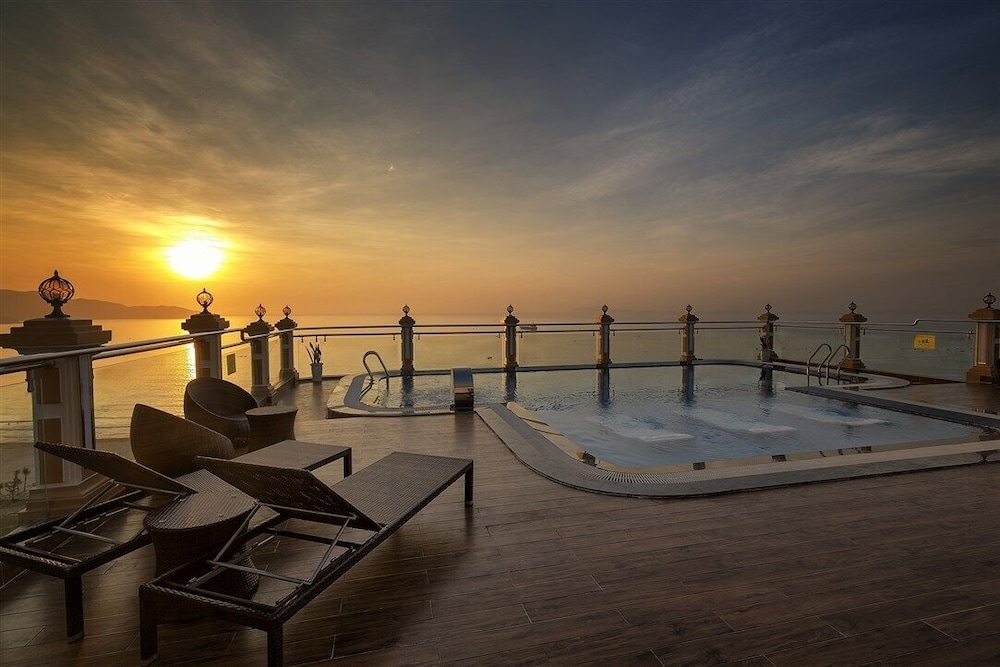 Seven Sea Hotel Da Nang 92/100