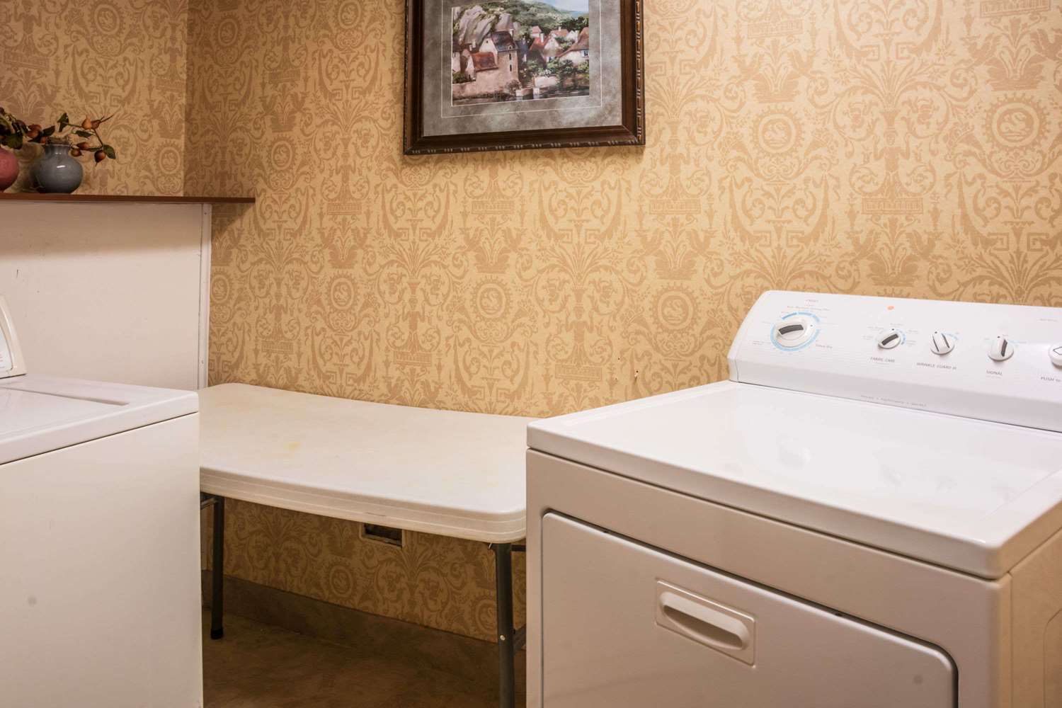 Days Inn By Wyndham Killeen Fort Hood 7/24