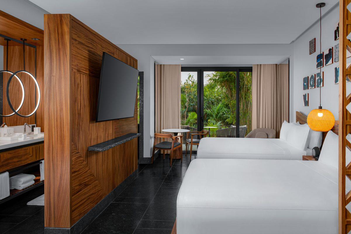 Room, 2 Queen Beds, Tropical View, Balcony، Conrad Tulum Riviera Maya 2/2