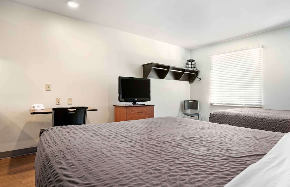 Extended Stay America Select Suites Fort Walton Beach 21/50