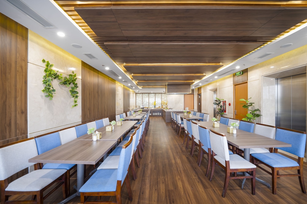 Kova Diamond Hotel Da Nang 55/62