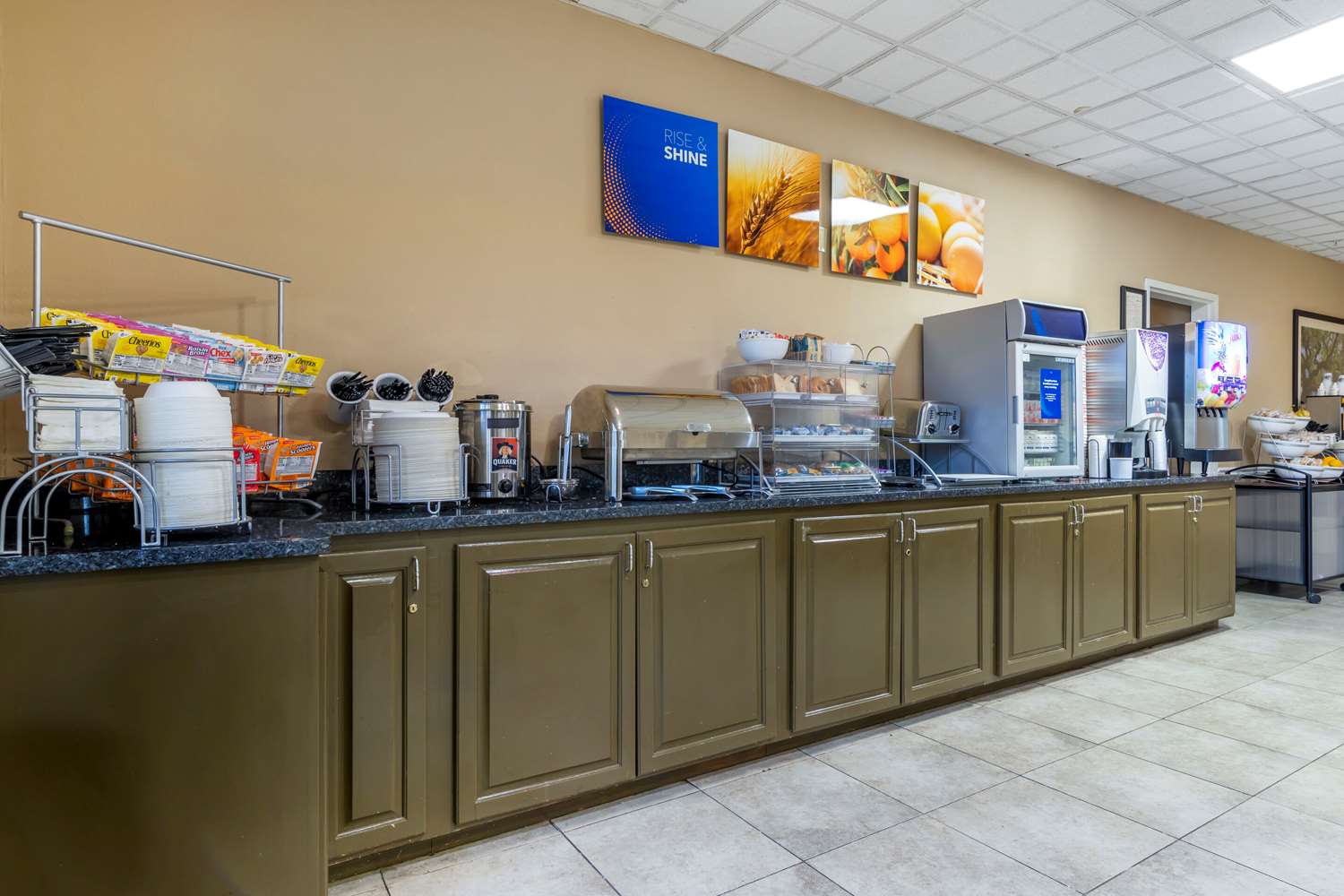Comfort Suites Port Wentworth - Savannah North 29/33