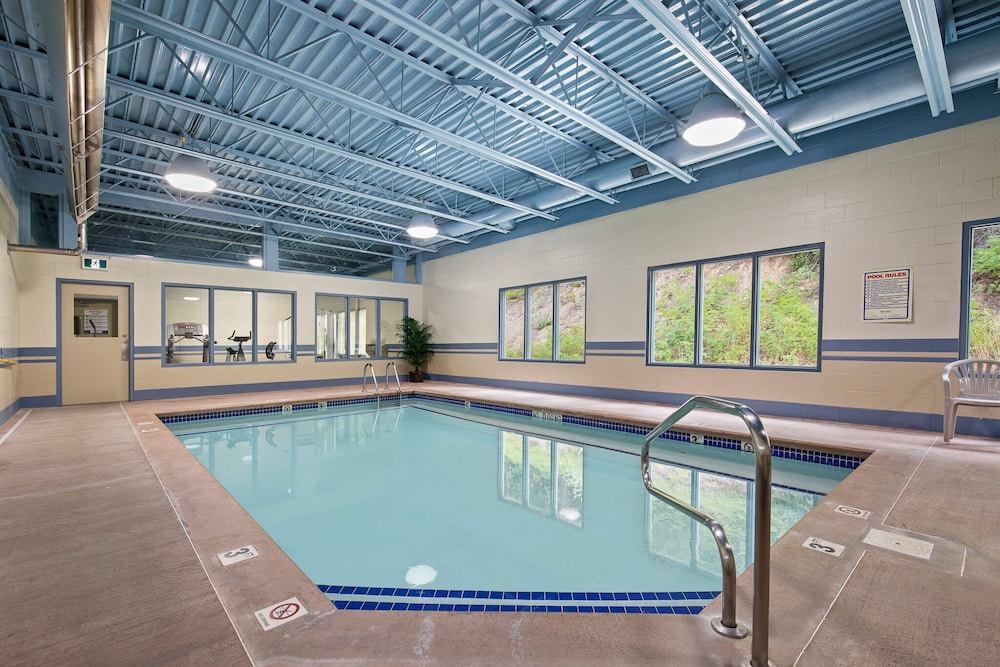 Glenwood Inn & Suites 20/50