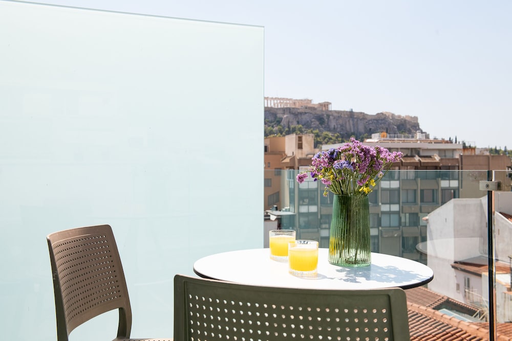 Enattica Suites 39/50