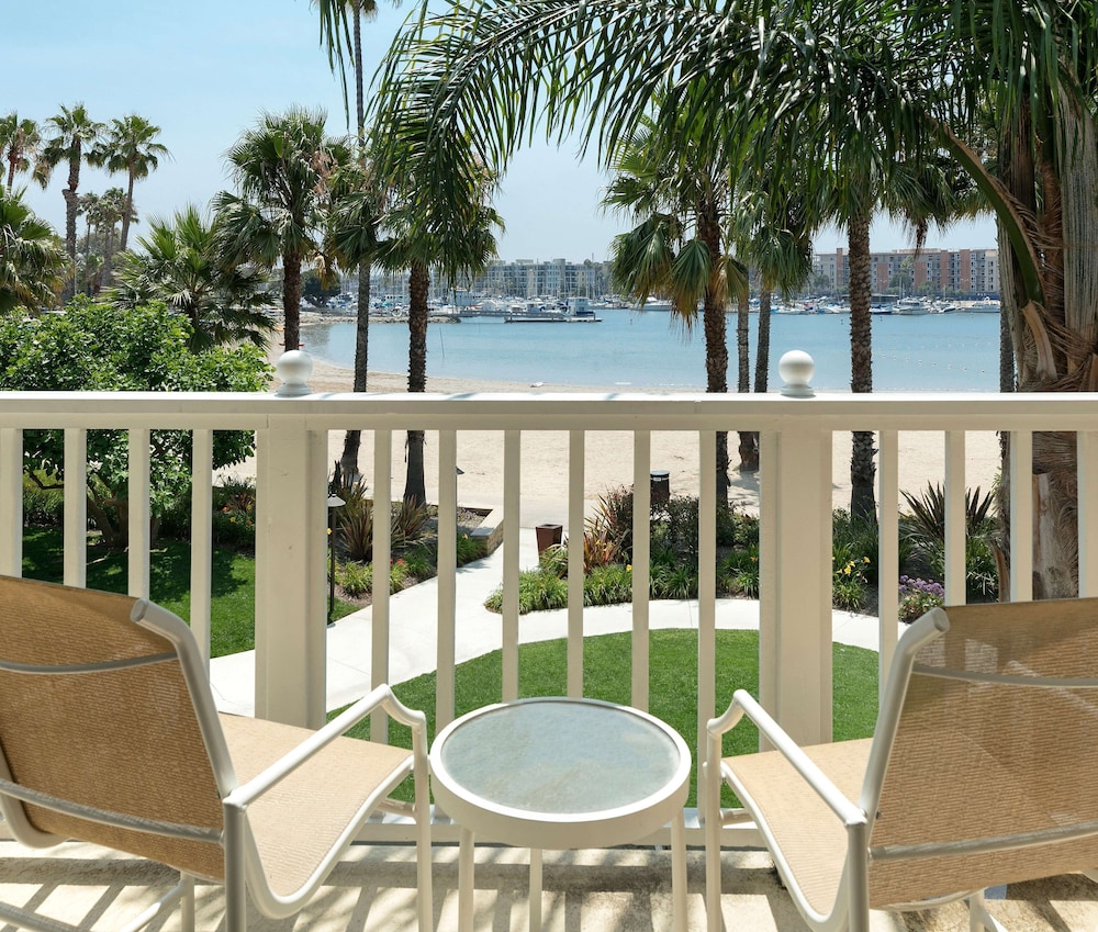 Jamaica Bay Inn Marina Del Rey, Tapestry Collection by Hilton 1/76