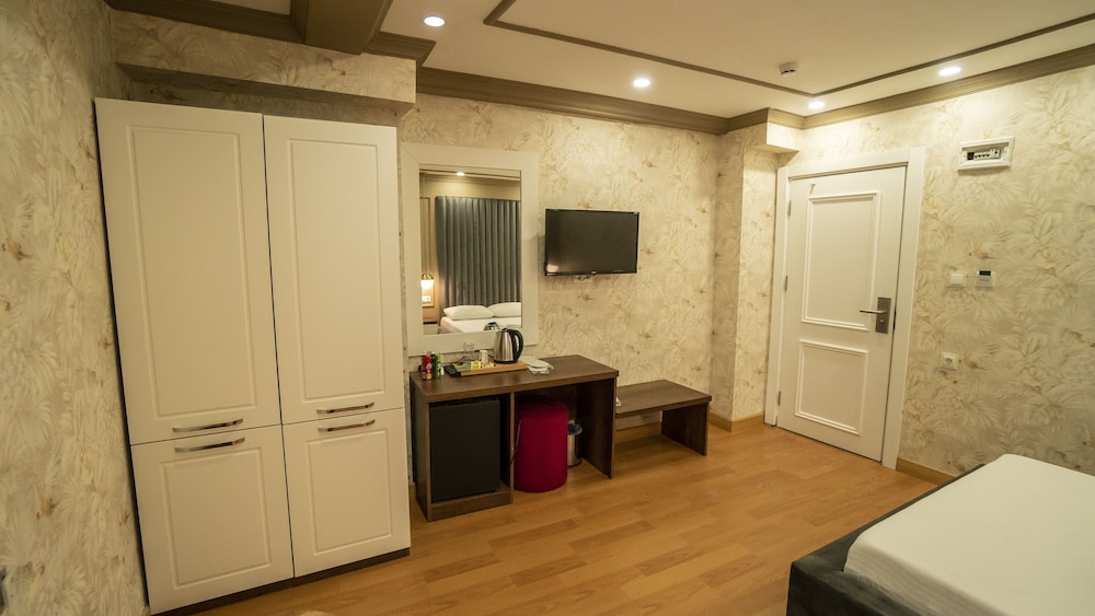 Dymar Hotel 25/28