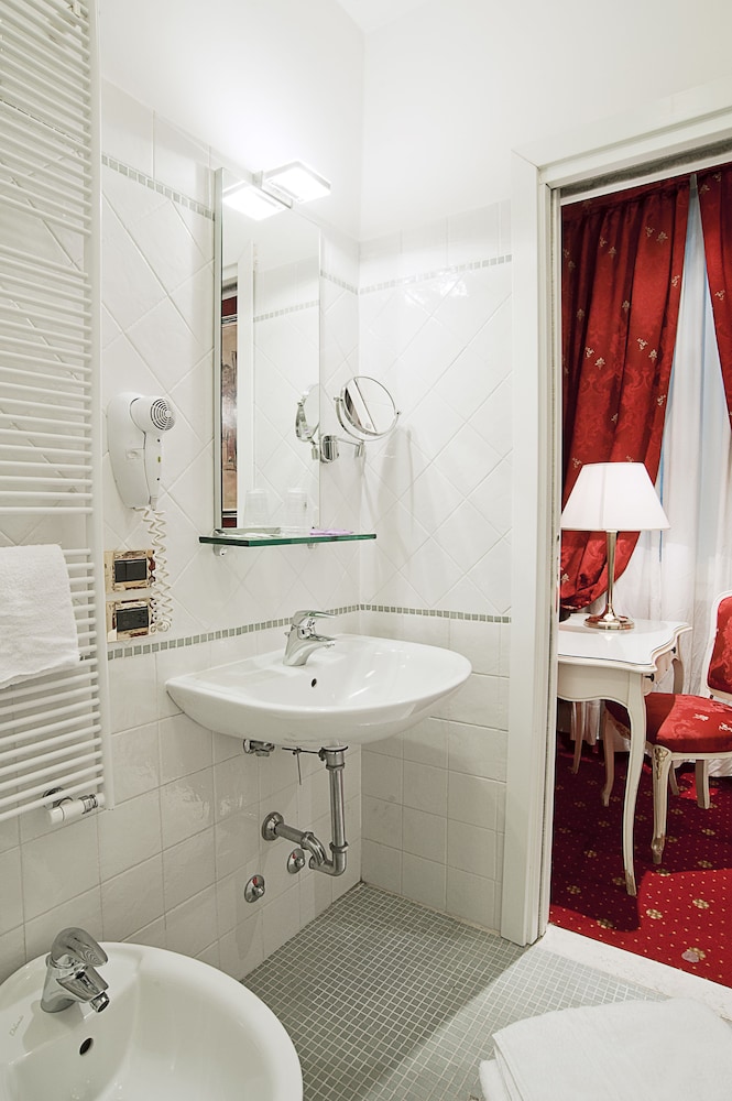 Hotel Graspo De Ua 42/50