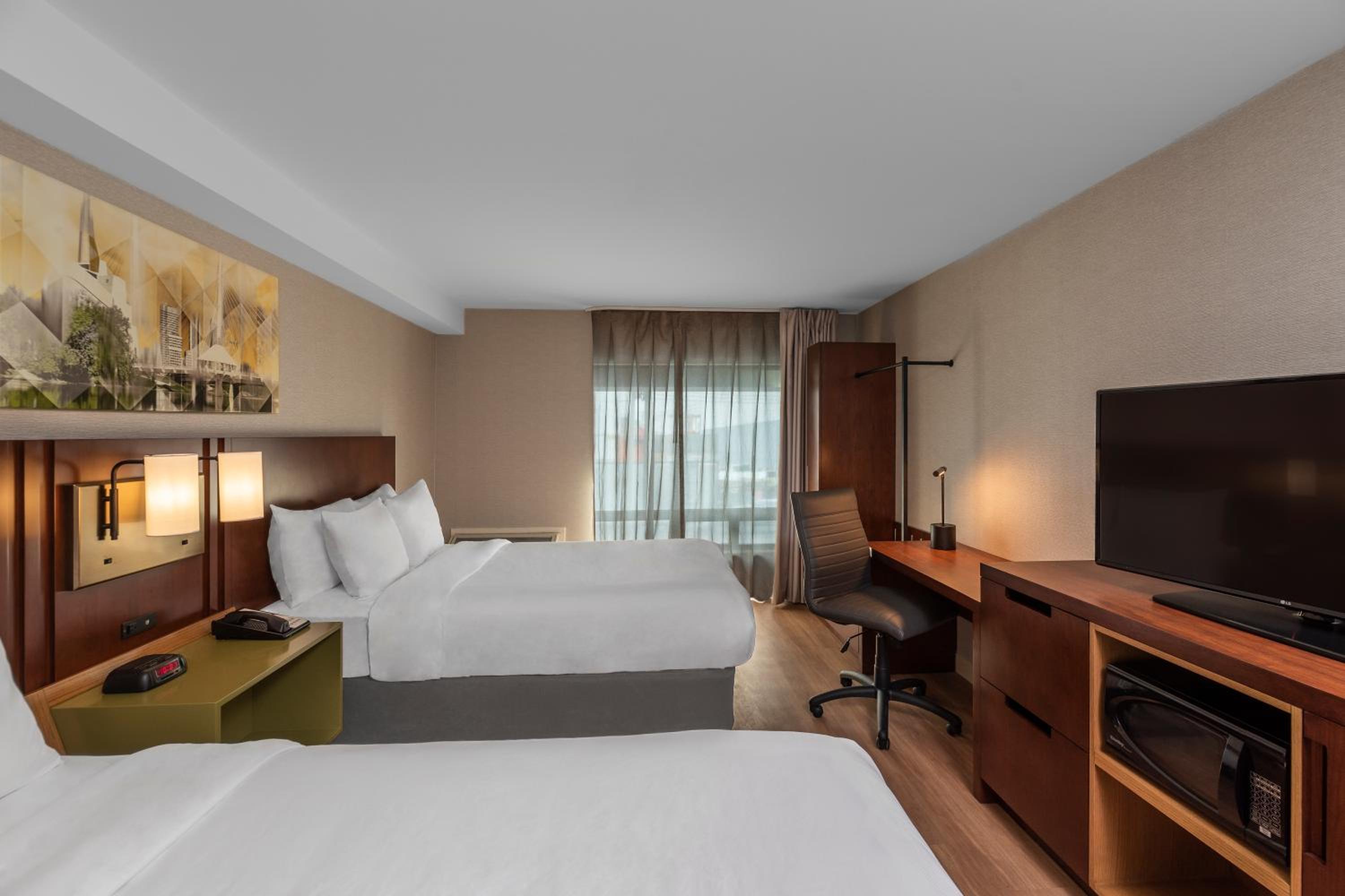 Standard, 2 Queen Beds