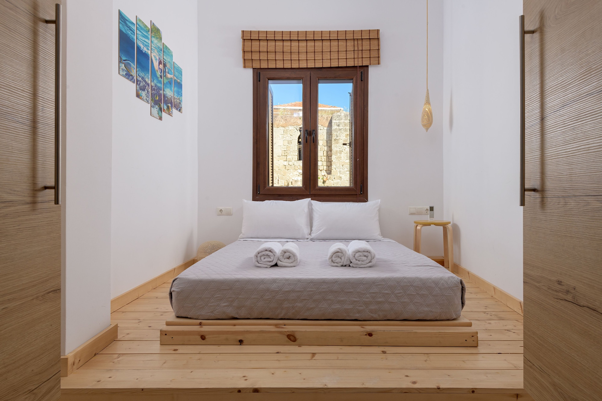 EXCLUSIVE, APARTMENT, QUEEN BED, SOFA