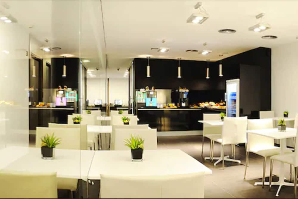 Air Rooms Madrid Airport By Premium Traveller 36/53
