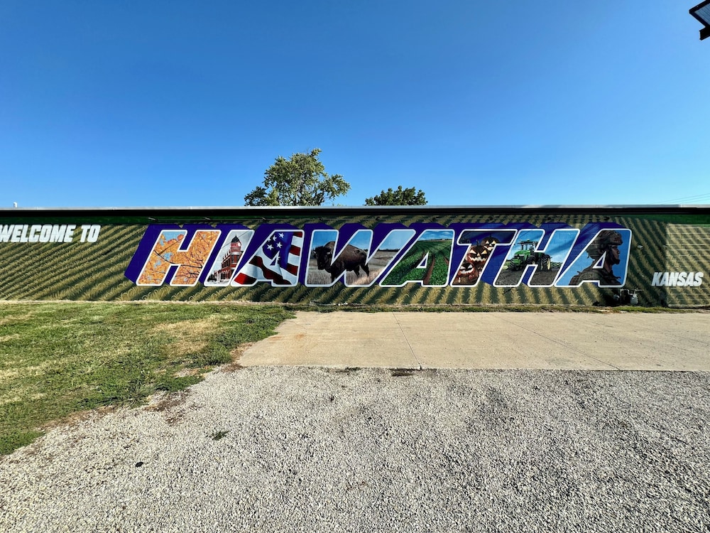 FairBridge Inn Express Hiawatha 1/12