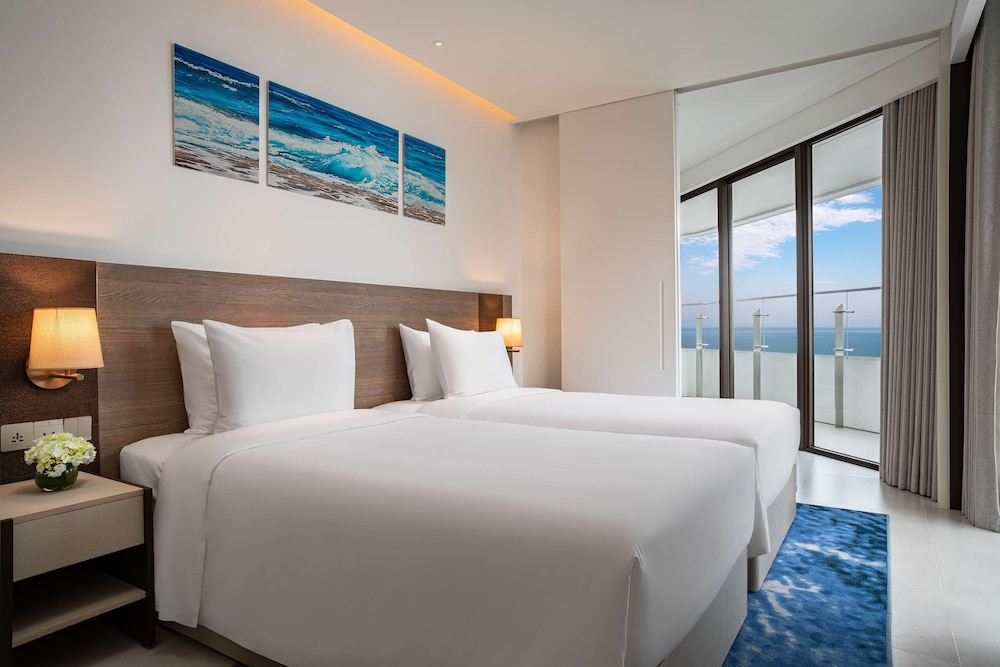 Radisson Hotel Danang 30/72