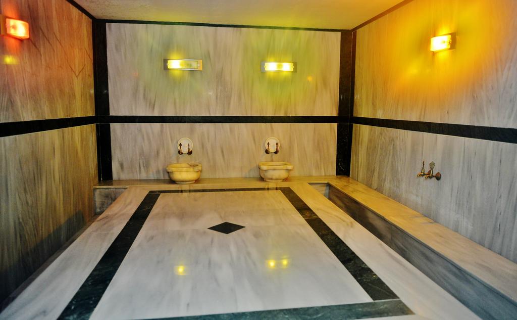 Marvel Hotel 22/49