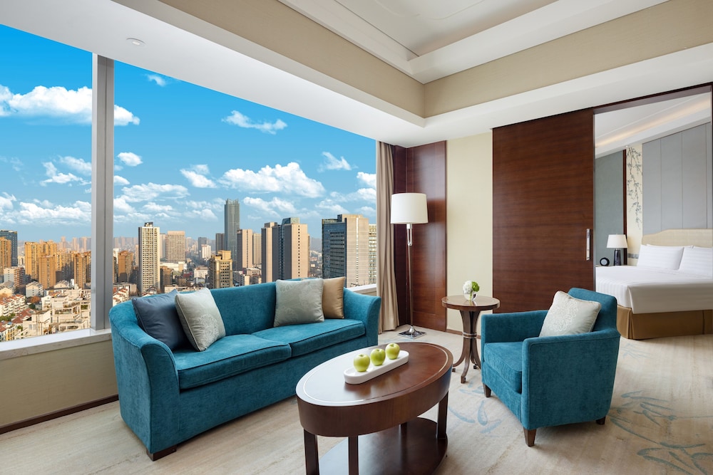 Shangri-La Hefei 30/50