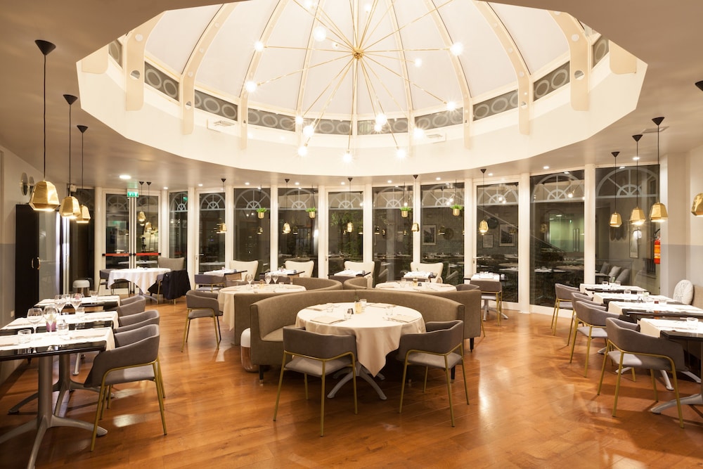 restaurant-cafeteria