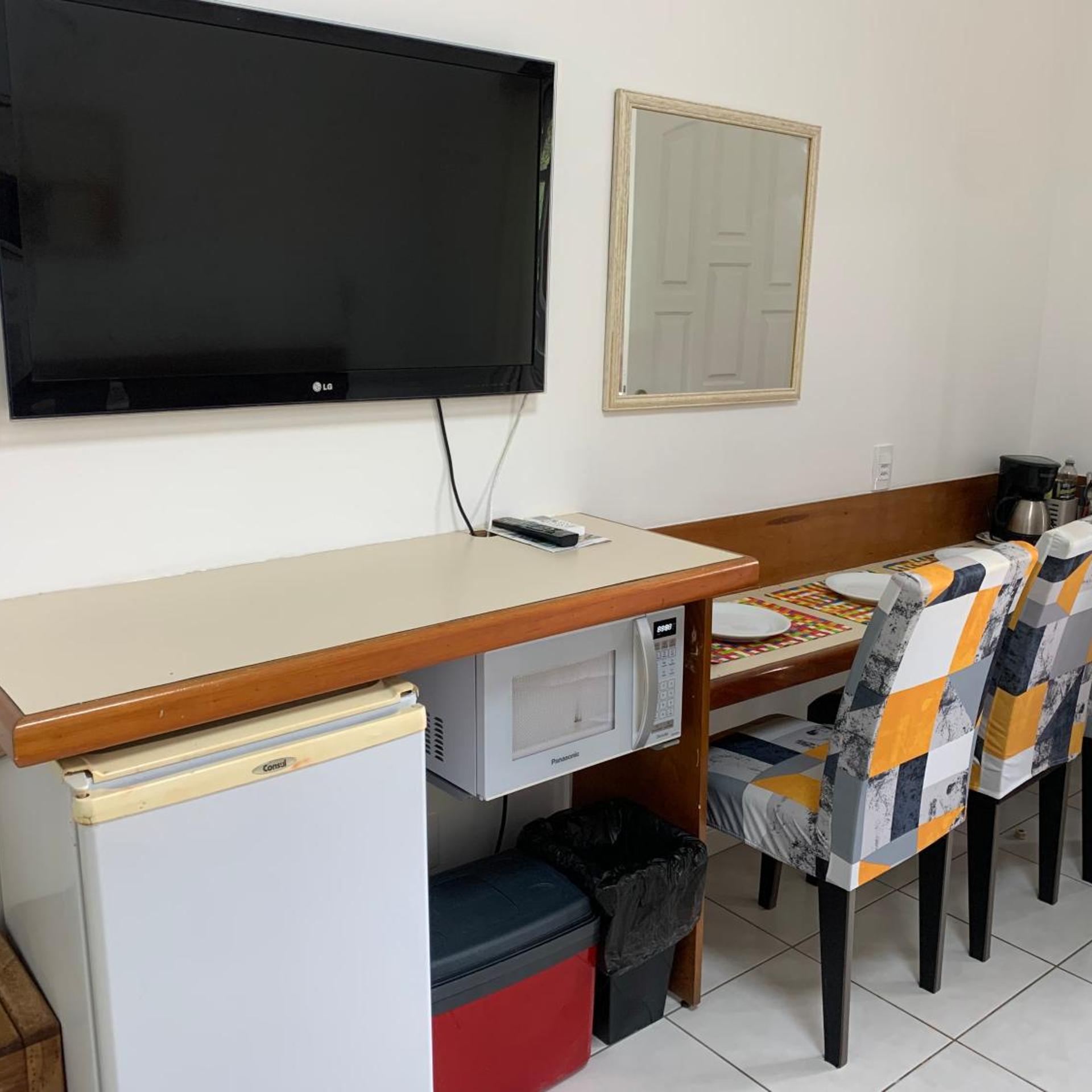 Riviera Service- Hotel Suites 209 e 308 24/35