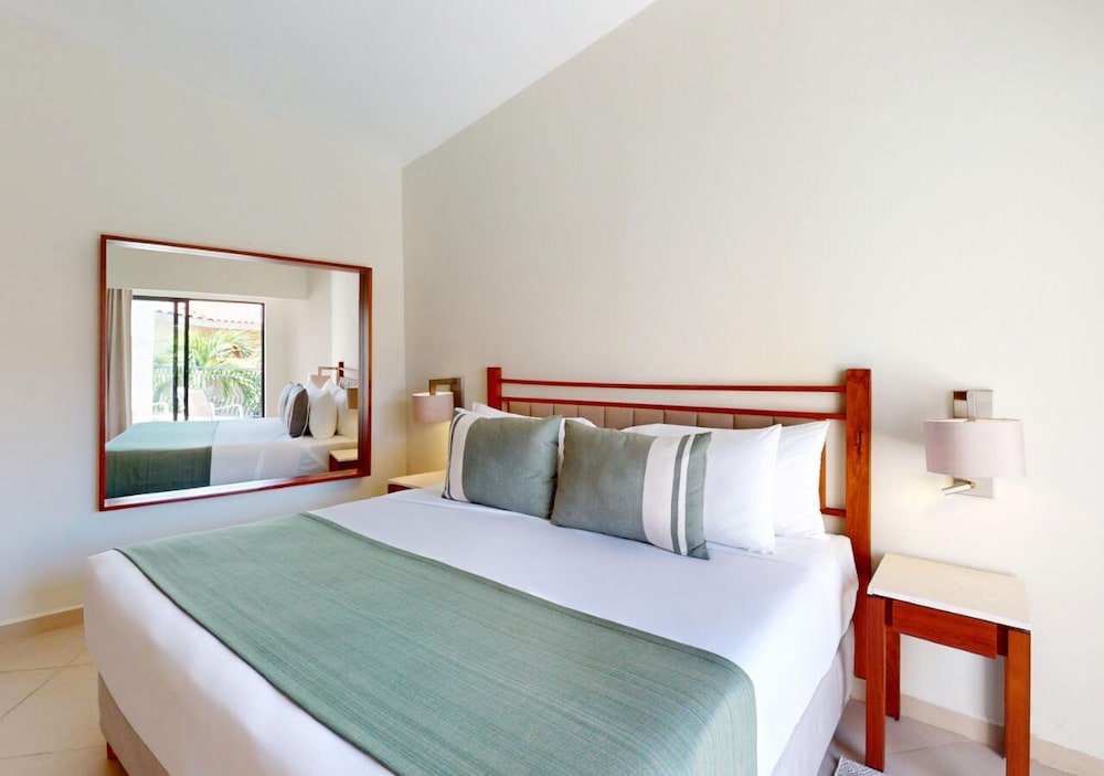 Park Royal Beach Acapulco - All Inclusive 18/50
