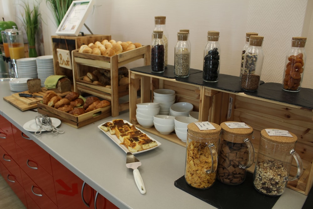 Ramada Hotel Erfurt 24/36