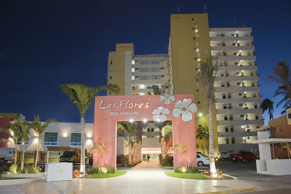 Suites Las Flores Beach Mazatlan 2/50