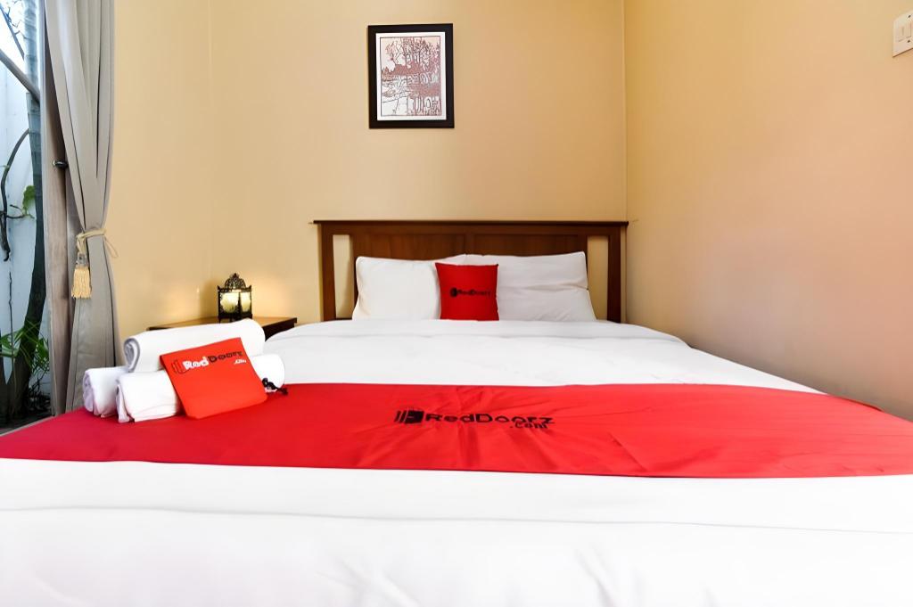 Reddoorz Near Pantai Sanur Bali 14/44