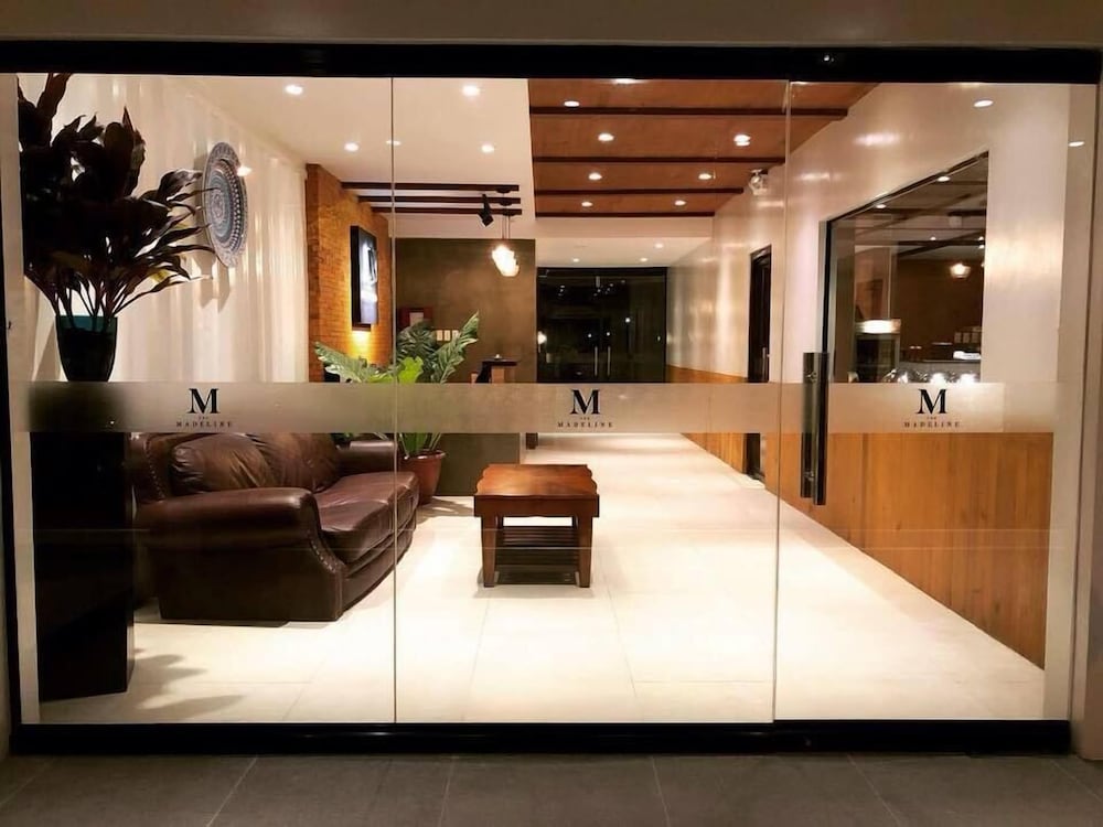 The Madeline Boutique Hotel & Suites 21/28