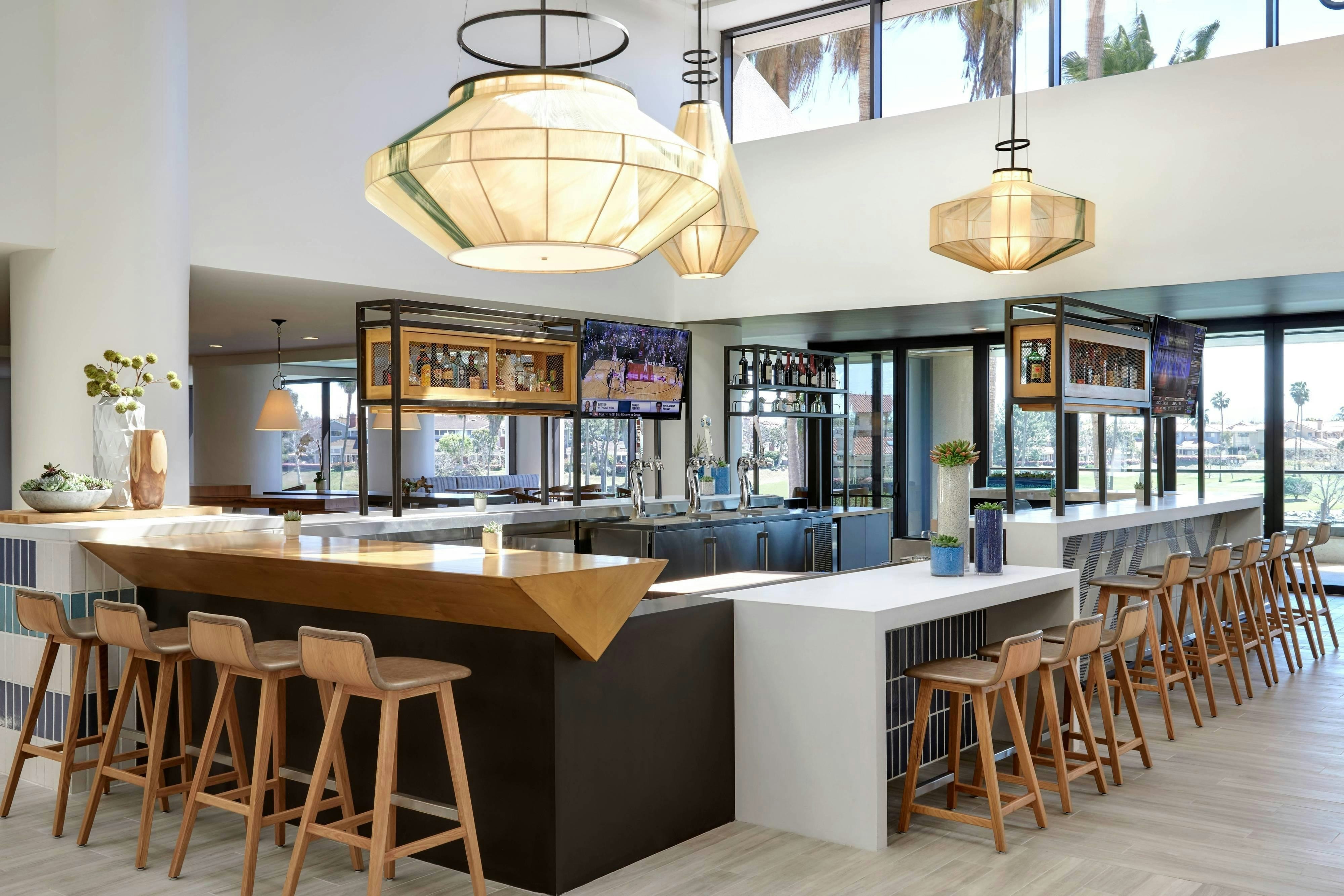 Westdrift Manhattan Beach, Autograph Collection 23/43