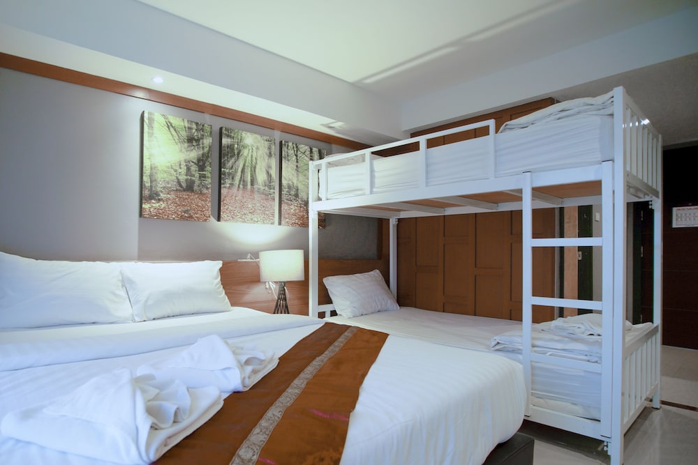 1 Bedroom, Family, Queen Bed