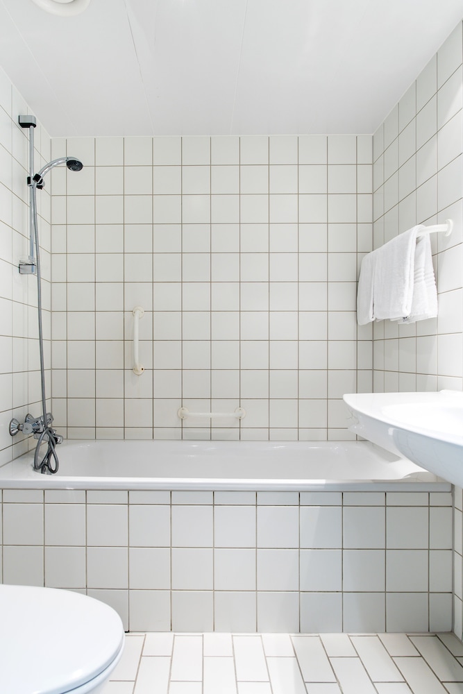 Quality Hotel Alesund 10/39