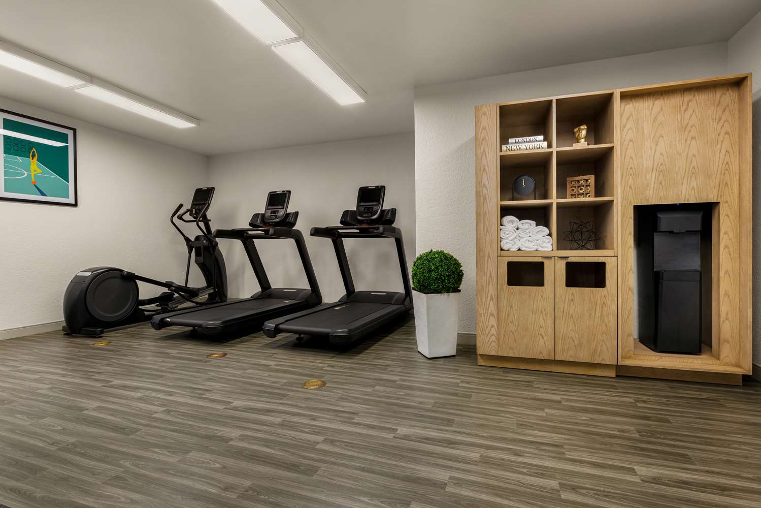 Sonesta Simply Suites Boston Braintree 15/30
