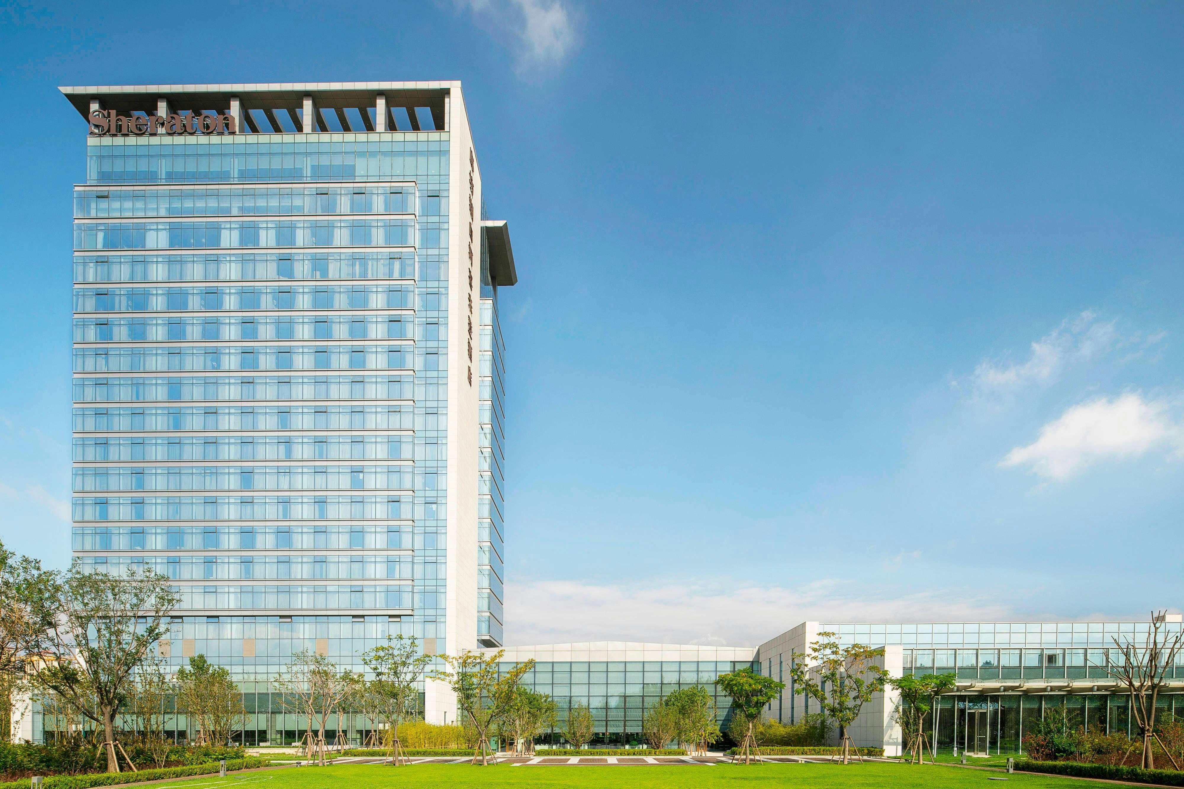 Sheraton Langfang Chaobai River Hotel 2/42