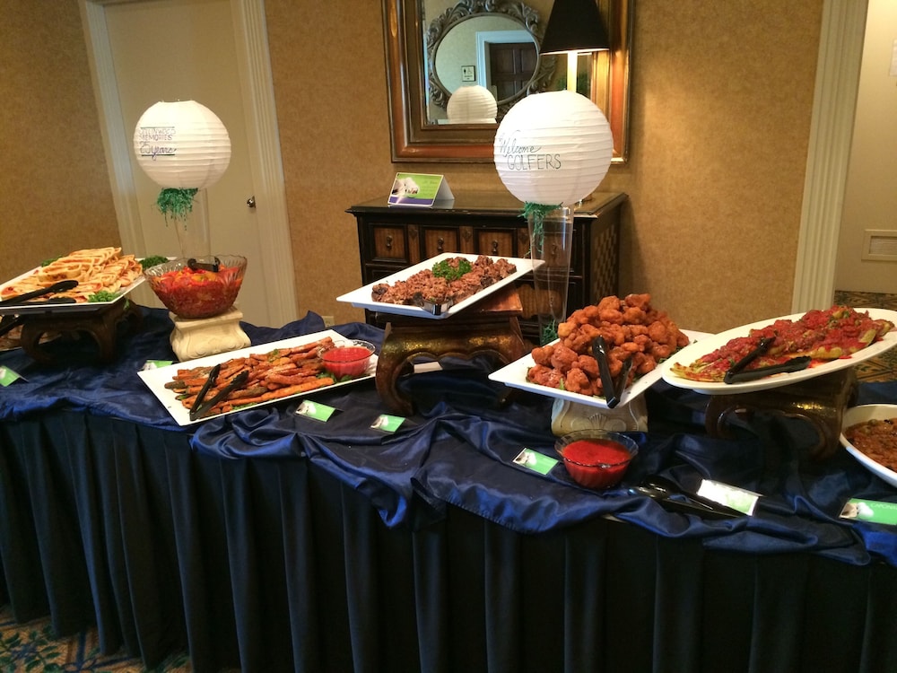 Holiday Inn Cleveland-Mayfield 54/76