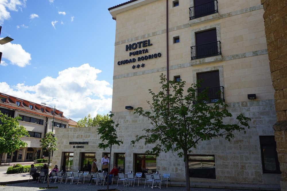 Hotel Puerta Ciudad Rodrigo 3/43