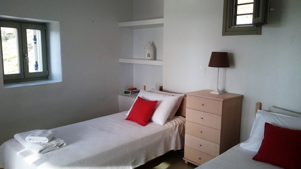 Villa Baya 2/17
