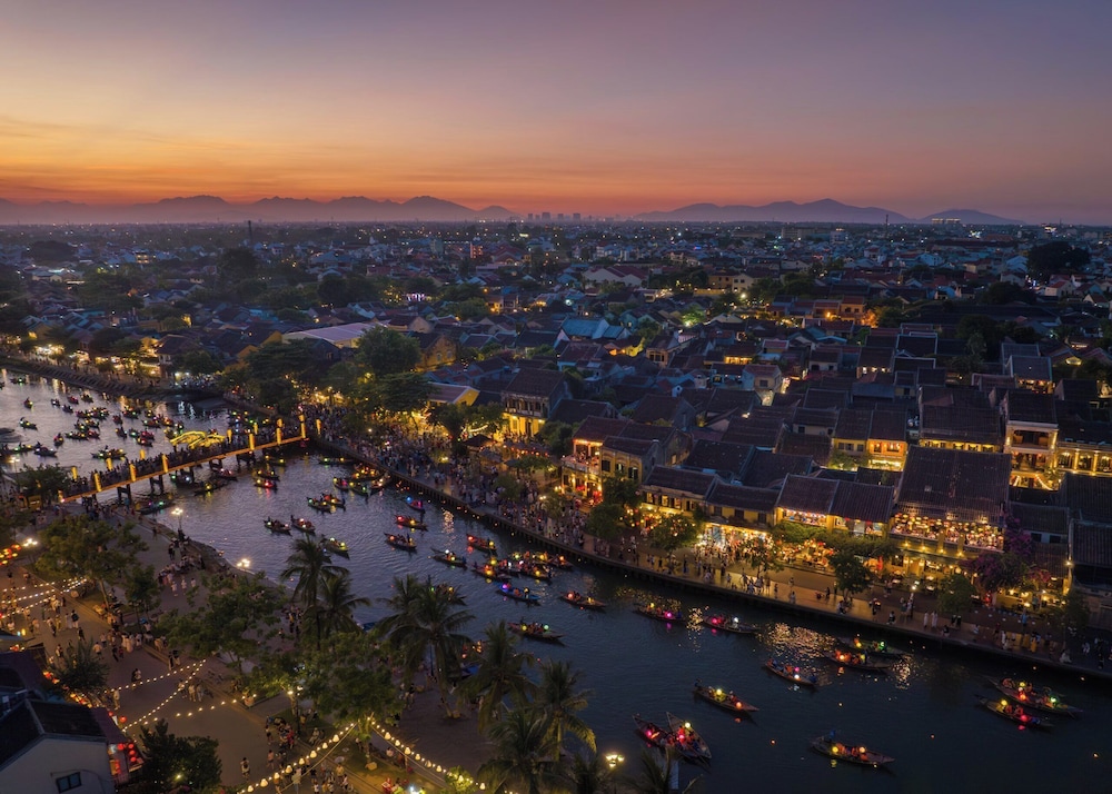 The Blossom Hoi An Ocean Front Hotel & Spa 47/50