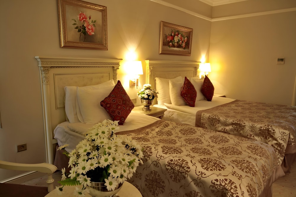 Demir Hotel 16/44