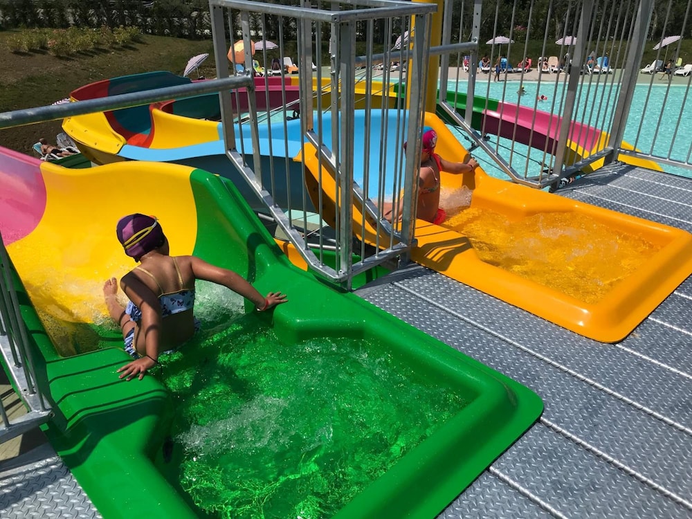 Sisan Family Resort 25/37